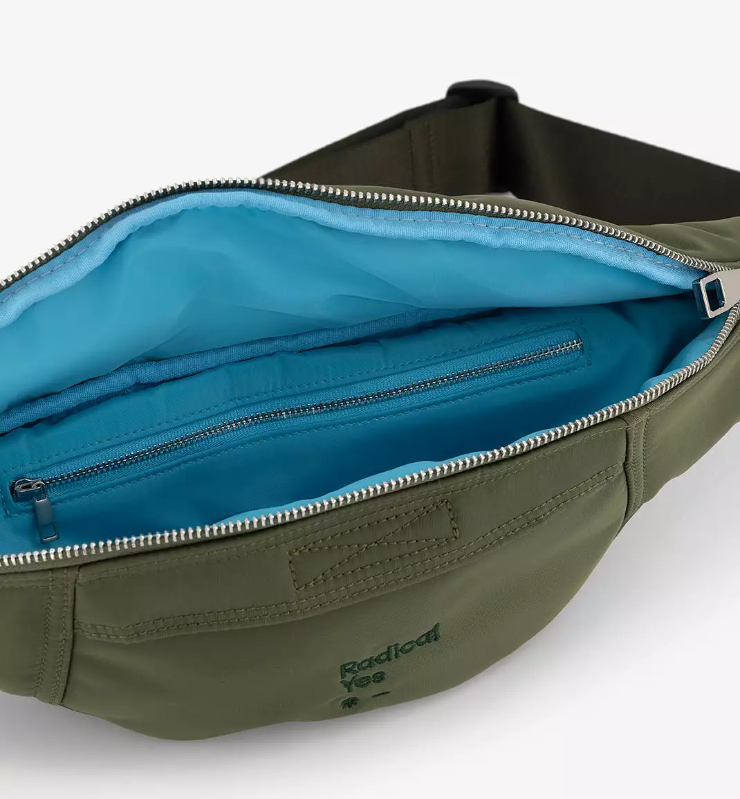 Enid Recycled Nylon Flight Bag | Vineyard