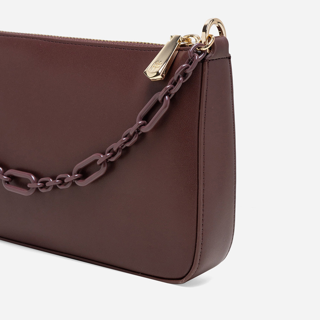 Mae Chain Pochette ( Tone-on-Tone )