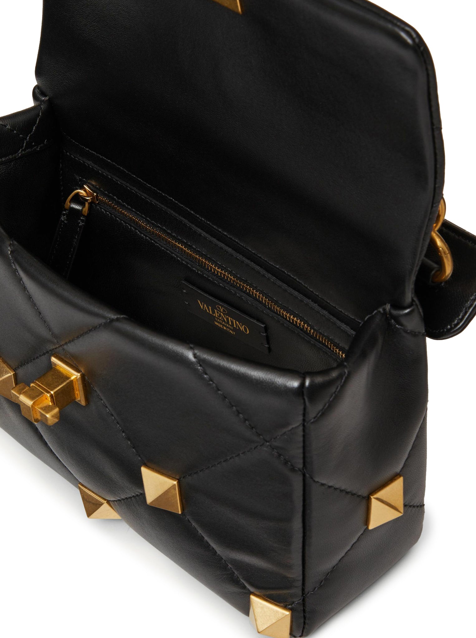 MEDIUM BAG WITH ROMAN STUD THE SHOULDER BAG IN NAPPA CHAIN