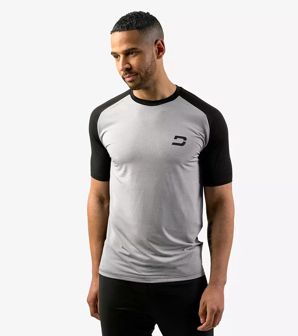 MEN'S HYBRID SPORTS T-SHIRT - GREY