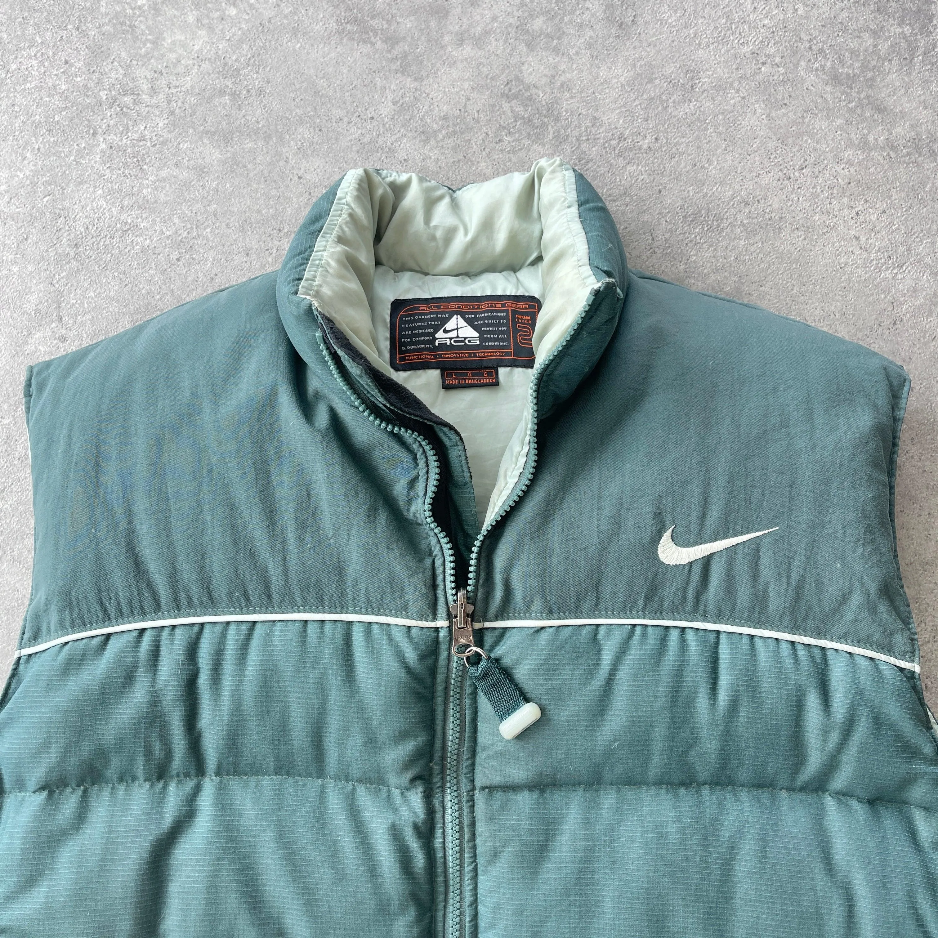 Nike ACG RARE 1990s heavyweight down fill puffer gilet (L)