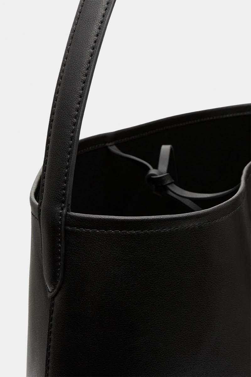 THE WEEKEND TOTE BAG - BLACK