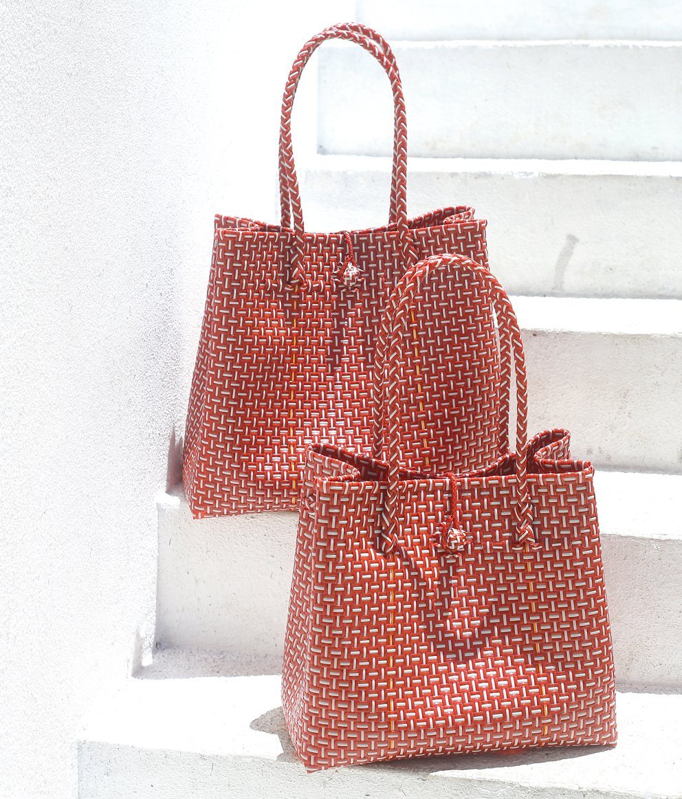 Toko Bazaar Woven Tote Bag - In Red & White